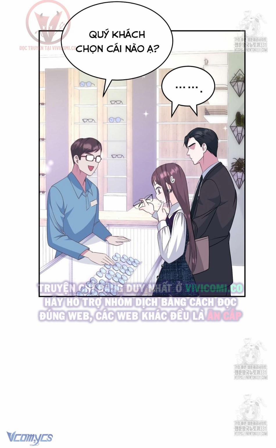 [18+] Sếp Của Anh Trai Tôi Đã Vượt Quá Giới Hạn 12 trang 34