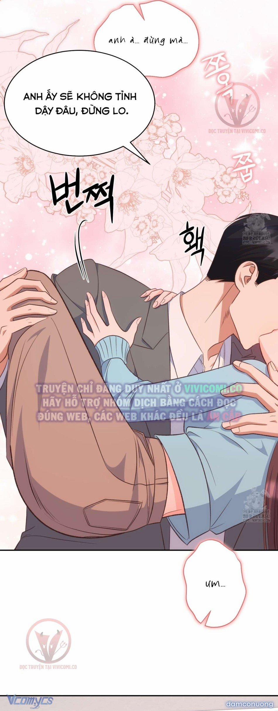 [18+] Sếp Của Anh Trai Tôi Đã Vượt Quá Giới Hạn 24 trang 3