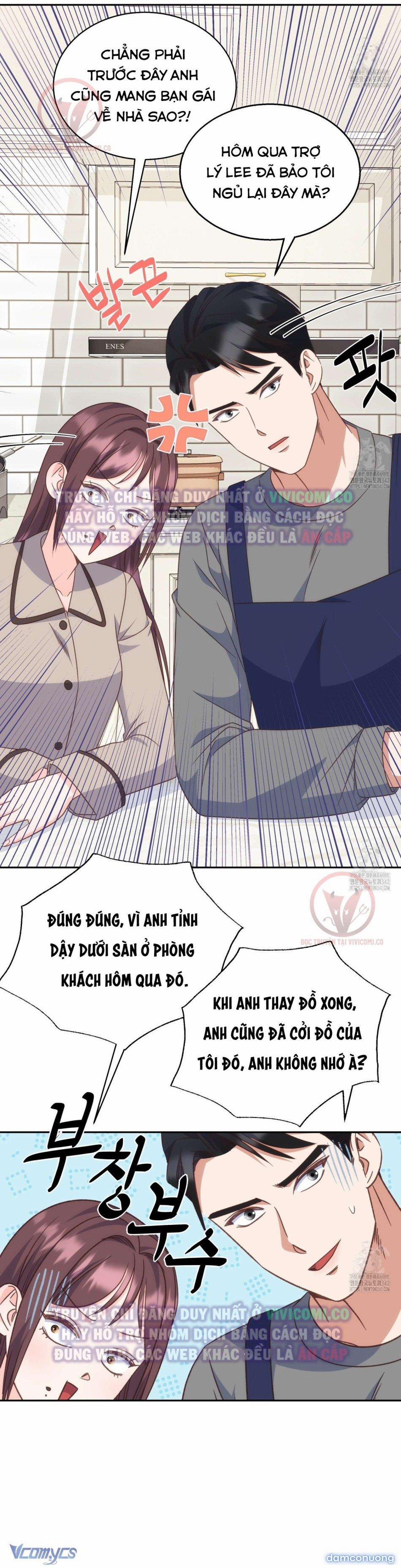 [18+] Sếp Của Anh Trai Tôi Đã Vượt Quá Giới Hạn 25 trang 9