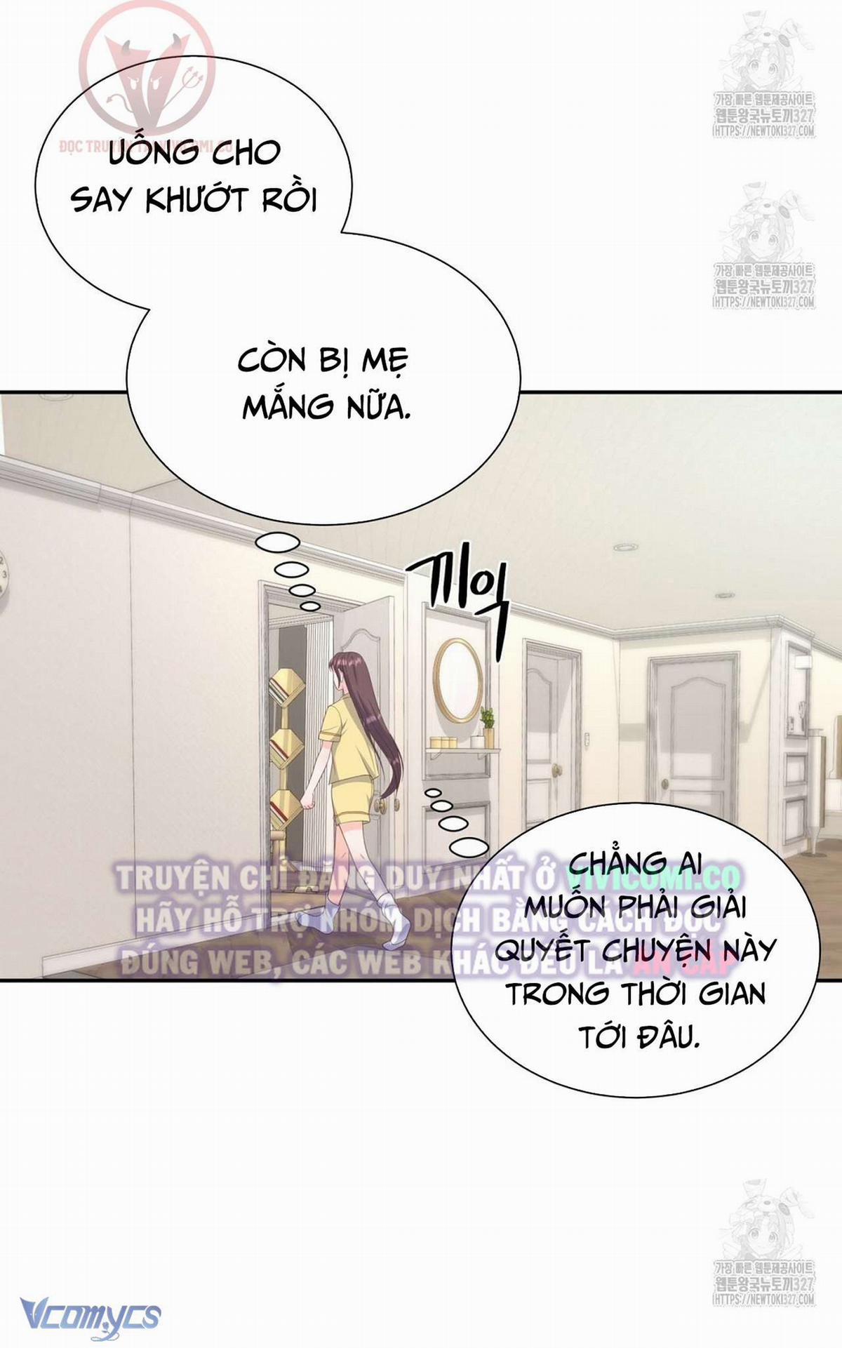 [18+] Sếp Của Anh Trai Tôi Đã Vượt Quá Giới Hạn 3 trang 10