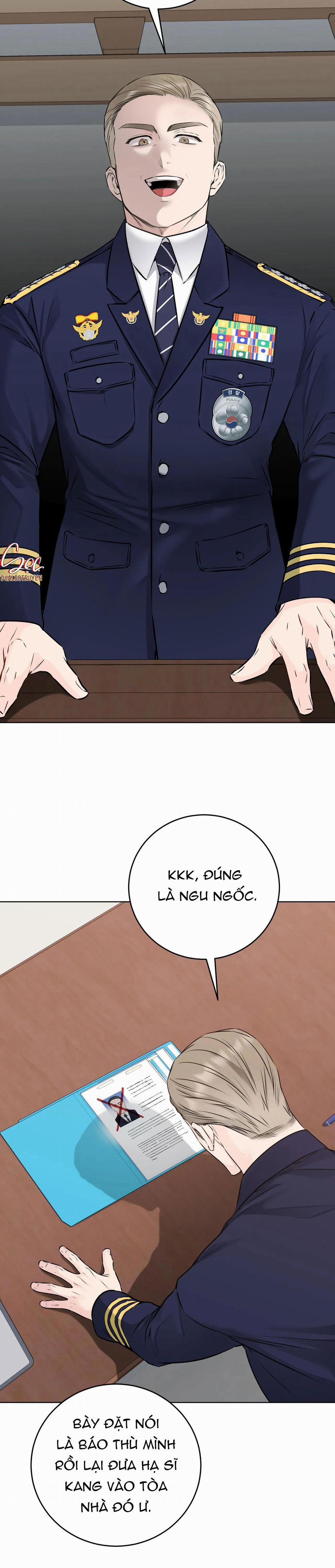 Bên Trong Lớp Cảnh Phục 34 trang 17