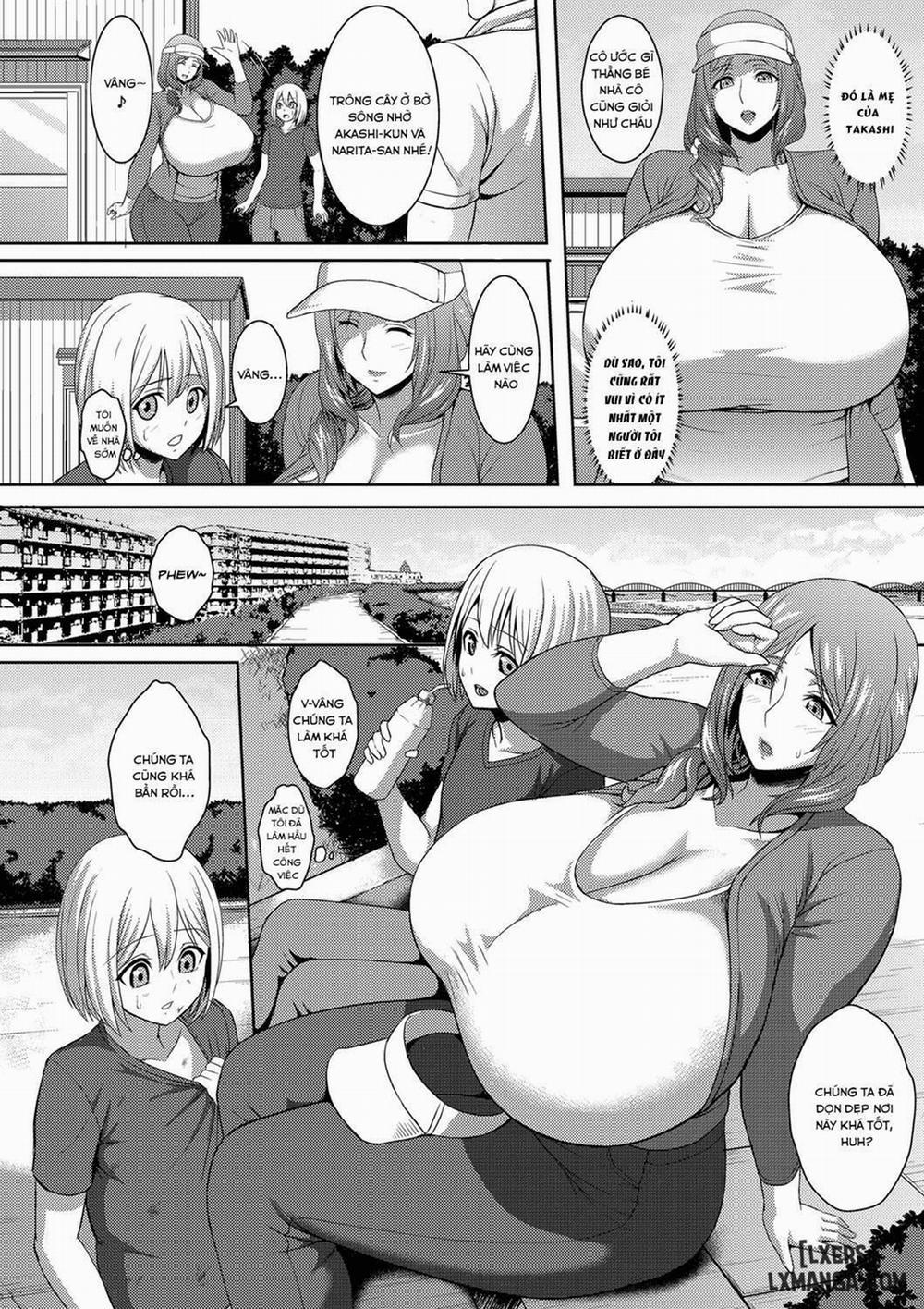 Big-Breasted Mom Getting Dirty in the Neighbourhood Clean-up Oneshot trang 1