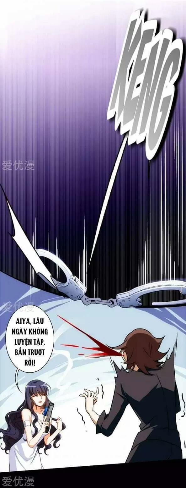 Cô Ấy Đến Rồi, Xin Nằm Xuống! 1 trang 18