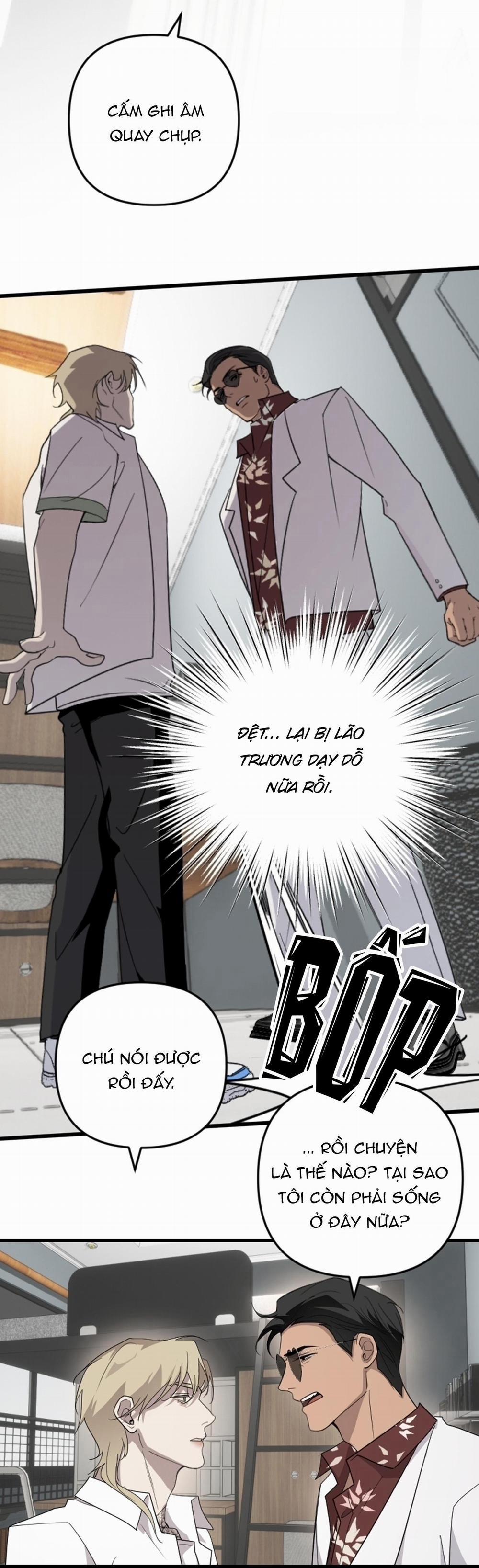 Tên Hàng Xóm Cứ Dán Mắt Vào Tôi 34 trang 10